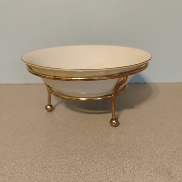 Ecko International Spring Bouquet Bowl in Wire Holder - Picture 5 of 6